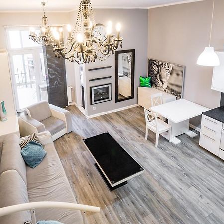 Apartament Glamour Konarskiego Wawelofts Красков Екстериор снимка