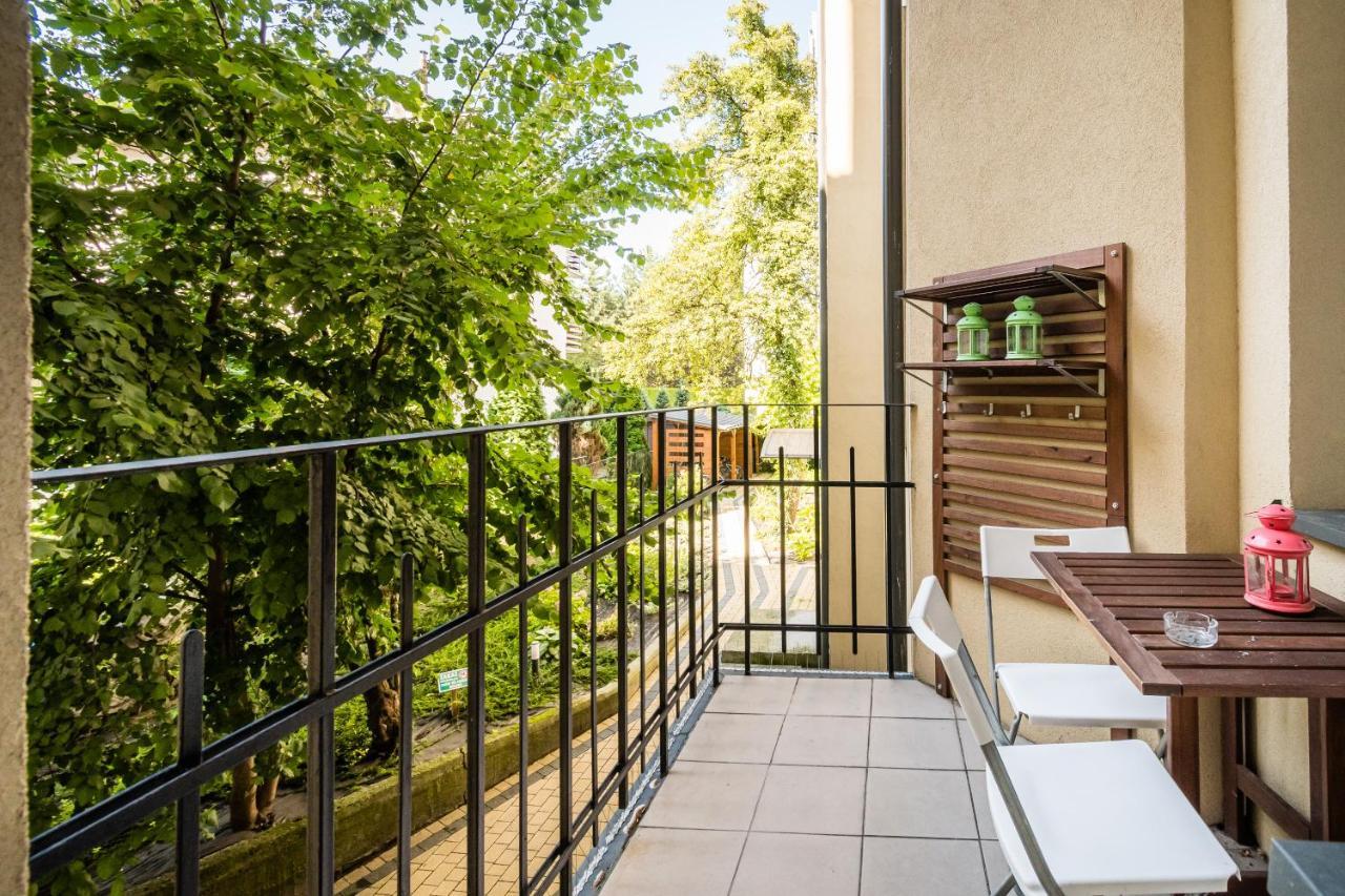 Apartament Glamour Konarskiego Wawelofts Красков Екстериор снимка