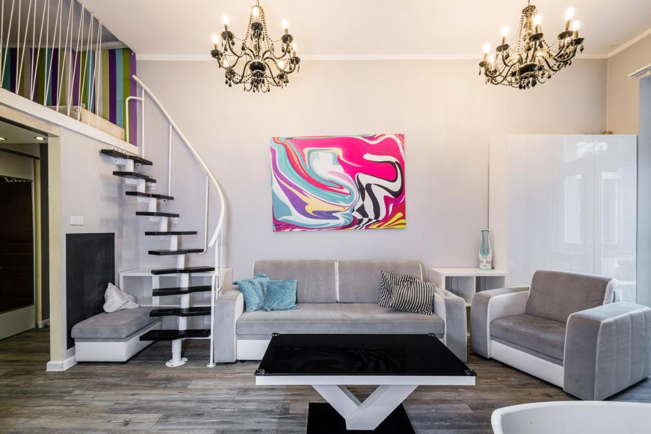 Apartament Glamour Konarskiego Wawelofts Красков Екстериор снимка