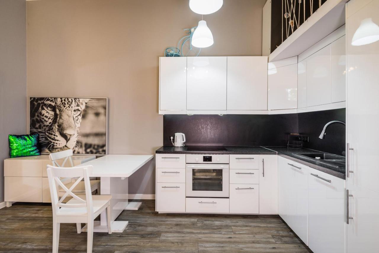 Apartament Glamour Konarskiego Wawelofts Красков Екстериор снимка